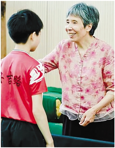 乒乓球训练, 的双向奔赴, 组合正逐年 乒乓球训练, 的双向奔赴, 组合正逐年