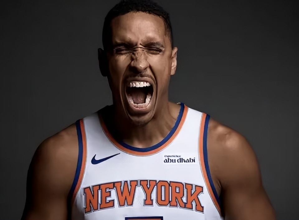 特雷约翰逊, 现在也拿大, 发的防守会